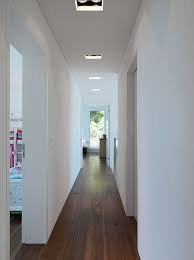 Wohnhaus Am See Mit Bildern Wohnhaus Flur Design Haus Boden