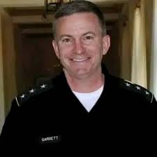 I want all my friends to know that I miss you with all my heart. I miss  going to the handlebar just to say hi to the people that I love hanging