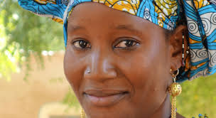 Der Geschenketipp für ein Fest der starken Frauen: Absolut systemrelevant:  Gleichberechtigte Weihnachten!