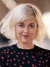 Enid Saunders's Instagram, Twitter & Facebook