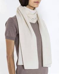 Un choix unique de maxi écharpe femme disponible dans notre magasin. Maxi Echarpe En Cachemire Femme Maisoncashmere