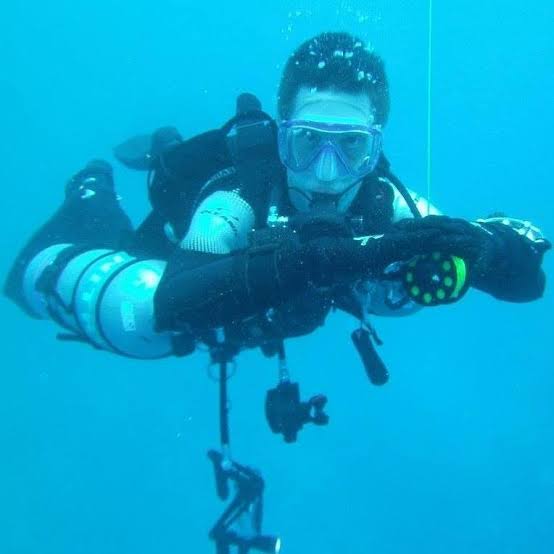 Tributes pour in after British diver Andrew Rice found dead in underwater cave | The Independent