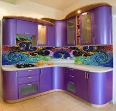 اللون البنفسجي في التصميم