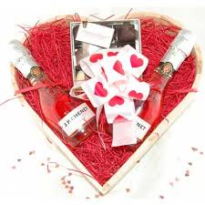 Valentine's day card and gift box ideas is handmade valentine cards and gift box collection for valentines week startting from 7th feb to 14th february gift ideas for boyfriend /him. Valentines Day Gifts Funky Hampers