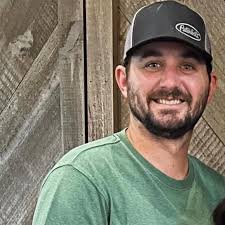 Ethan Tillery's Instagram, Twitter & Facebook