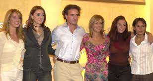 Hija de la periodista chari gómez miranda, más conocida como 'doña adelaida'. Asi Es Belen Rodriguez Fuera Del Plato De Salvame