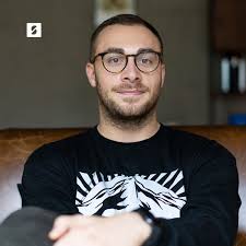 From Employer Brand to Consumer tribe, Callum Conway has just landed a new  role as Content Editor after completing 1 year at SumUp.