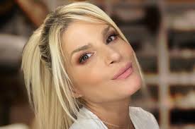 Garden by the Sea': el esperado retorno de Isabel Henao a las pasarelas de  BFW