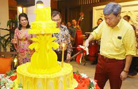 Selangor is a state at the western coast of peninsular malaysia, surrounding kuala lumpur. Hrh Sultan Sharafuddin Idris Shah S Birthday Party Tatler Malaysia
