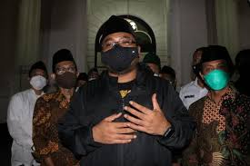 Masih dalam ceramahnya, ustadz adi hidayat menekankan kita untuk tetap teguh dan kuat dari segala bentuk ujian. Top 5 News Hukum Ucapan Natal Menag Yaqut Lindungi Syiah Republika Online