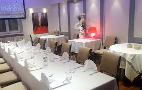 Restaurant au cheval noir à hoenheim à proximité de strasbourg. Mobilier Du Restaurant Au Cheval Noir A Kilstett Collinet
