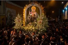 Jan 18, 2019 · augusta reina de los cielos y señora de los angeles, a ti que has recibido de dios el poder y la misión de aplastar la cabeza de satanás, pedimos humildemente que envíes legiones celestiales para que, bajo tus ordenes, persigan a los demonios, los combatan por todas partes, repriman su audacia y los precipiten en los abismos. 16 De Julio Fiesta Patronal De La Virgen Del Carmen De Barrios Altos Lima