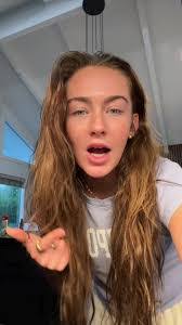 Marie Salmon's Instagram, Twitter & Facebook