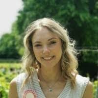 Alicia Weeden's Instagram, Twitter & Facebook