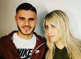 She made internet headlines with a few scandalous pictures and videos. Saudara Perempuan Minta Icardi Ceraikan Wanda Nara Okezone Bola