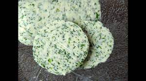 3 std., bis sie ausgehärtet ist. Krauterbutter Schnell Und Einfach Selbst Gemacht Rezept Video Anleitung Youtube