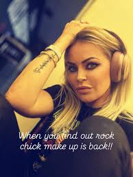 rockchick #makeup #showtime #singer #vocalist #fyp  #fypppppppppppppppppppppppppppppppppppppppppppppppppppppppppppppppppppppp  #trend #trending #instamakeup #instagram #highlight #singing #stagemakeup  #vintage #fashion