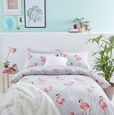 Uw speciaalzaak in meubelen en decoratie voor bij u thuis. The Ultimate Flamingo Bedroom Shopping List Candyfloss Dreams