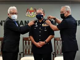Polis diraja malaysia (pdrm) dalam proses mendaftarkan nama ketua kongsi gelap dari china, wan kuok koi dalam senarai notis. Mazlan Lazim Dilantik Timbalan Ketua Polis Negara