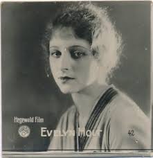 Farris filmserie ”ULF”: 42# Evelyn Holt.