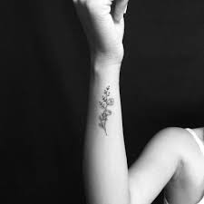 Floral Piece On Wrist Side Wrist Tattoos Wrist Tattoos For Women Tattoos For Women Flowers