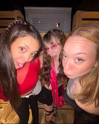 Jenna Fischer (@jenna.fischer.17) • Instagram photos and videos