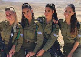 Israel is one of only a few countries in the world with a mandatory military service requirement for women. Idf Israel Defense Forces Women Army Women Military Women Idf Women
