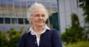 In the late 1970s and early 1980s, very little was known about the genetic and molecular mechanisms by which multicellular organisms develop from single cells to complex forms during embryogenesis. Many Women Not Interested In Doing Science Nusslein Volhard India Post News Paper