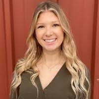 Summer Hope's Instagram, Twitter & Facebook