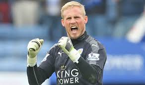 Discover everything you want to know about kasper schmeichel: Roles Reversed As Peter Schmeichel Watches Son On Verge Of Title Glory Football Sport Express Co Uk