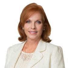 Laurie Mcclain's Instagram, Twitter & Facebook