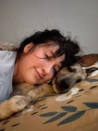 Musician seeks house and pet sits in Los Angeles