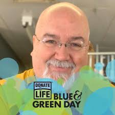 Is East of Chicago open or having phone problems in Shreve, Oh?