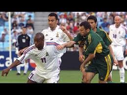 The foot stand sits 11 inches wide and 7.2 inches deep; Australie 1 1 France 2001 Youtube