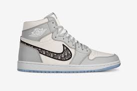 Dior Jordan Brand Unveil Long Awaited Air Jordan 1 High Og Collab Dior Boots Air Jordans Air Jordan Shoes