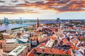 Je to teda jiný město, ale v podstatě k rize přímo přiléhá. Riga Lotyssko Severni Baltske A Norske More Nejlepsi Destinace Pro Plavbu Lodi Plavby Lodi Po Celem Svete Pt Tours