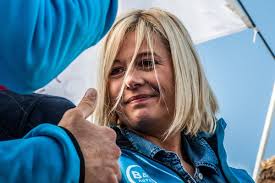 Pour preuve, la blonde a partagé une. Flavie Flament Wikipedia