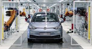 Vw Resuming Id3 Production This Week Summer Launch Still Viable Carscoops In 2020 Electric Cars Affordable Electric Cars Digital Trends