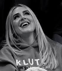 Robin Erichsen's Instagram, Twitter & Facebook