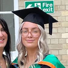 Excited to share that I have been promoted to Senior Accounts Payable Lead  after just 6 months with Deliveroo ! Grateful for the support of an amazing  team and excited to continue