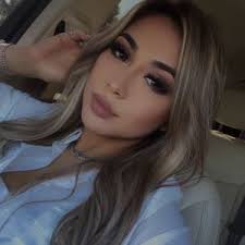 Amber Medina (@ambermedina7202)