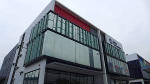 Glenmarie industrial park, land area 1.05 acres, suitable for open sided yard fabrication, container storage, car park etc. Hicom Glenmarie Industrial Park Same Row With Cimb