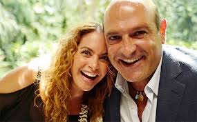 Pertenece a una poderosa familia de México, tiene un lujoso restaurante y  estuvo en pareja con una artista: así es Michel Kuri