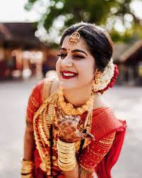 Looking for a good deal on canopy wedding? 372 Likes 1 Comments Canopy Weddings Canopyweddingstories On Instagram Canopyweddingstories Keralahinduweddin Bridal Poses Kerala Bride Kerala Brides