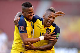 Tras el partido ante uruguay, el equipo de queiroz se prepara para la cuarta fecha de las eliminatorias sudamericanas. Alineacion Titular De Ecuador Vs Colombia Confirmada Eliminatorias Sudamericanas Qatar 2022 Conmebol Fecha 4