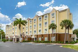Book our holiday inn hotels in fort myers in february, for the art and food fairs of artfest in fort myers beach, or in spring, when the fort myers beach shrimp festival fills the streets with live. Quality Inn Suites Lehigh Acres Fort Myers Hotel Near Rsw Airport