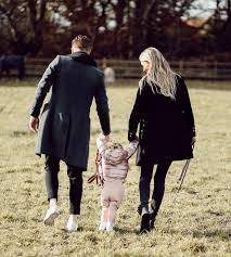 Marco reus und seine freundin scarlett gartmann sind am wochenende das erste mal eltern geworden. Scarlett Hartmann Eine Leidenschaftliche Pferdefanatikerin Und Ehefrau Von Marco Reus Mad8 Tribuna Com