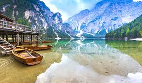 Le piste da sci della rocca dei baranci si raggiungono a piedi in soli 5 minuti. Edelweiss Il Tuo Residence A San Candido Val Pusteria