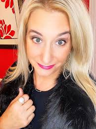 Add sparkle to holiday outfits