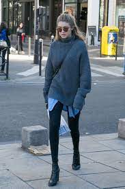 Gigi Hadid Shows Us How To Layer Like A Supermodel Gigi Hadid Street Style Fashion How To Wear Leggings